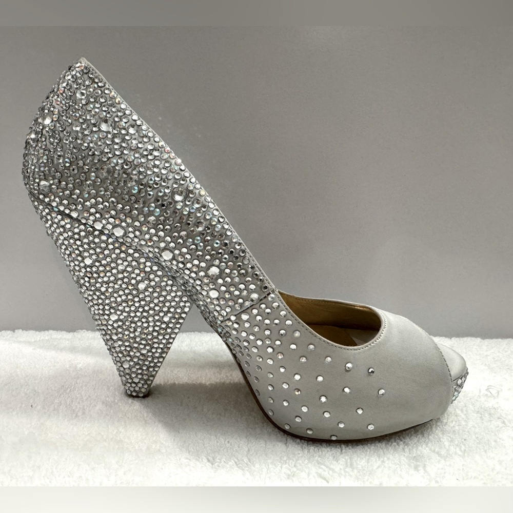 Benjamin Adams Sophie Heels with Swarovski Crystals Size 8